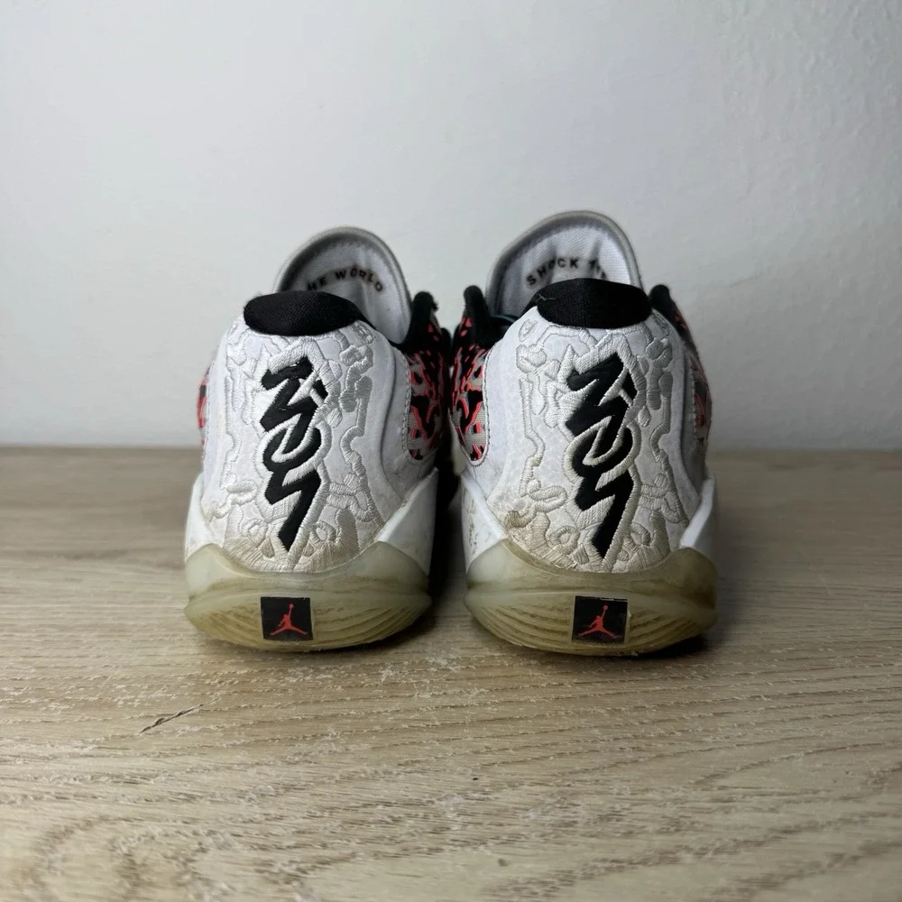 Jordan Zion 3 Z3D White Black Crimson‎ Youth Size 4Y FZ4792-060 OXIDIZED